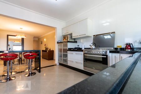Casa à venda com 297m², 3 quartos e 2 vagas Casa à venda com 297m², 3 quartos e 2 vagasCozinha