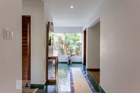 Corredor de casa à venda com 4 quartos, 456m² em Vila Ida, São Paulo