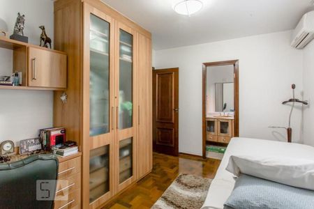 Casa à venda com 456m², 4 quartos e 4 vagasQuarto