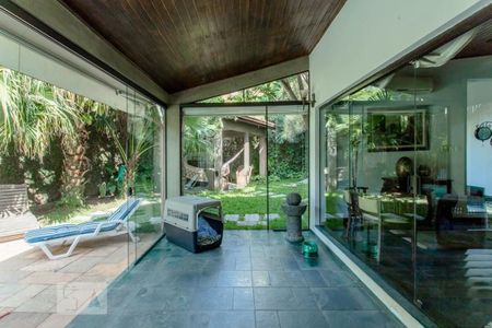 Casa à venda com 456m², 4 quartos e 4 vagasVaranda