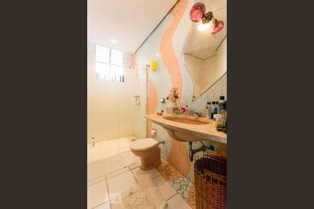 Banheiro de apartamento à venda com 3 quartos, 256m² em Cerqueira César, São Paulo