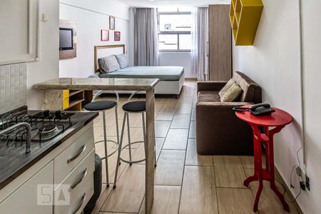 Cozinha de apartamento à venda com 1 quarto, 28m² em República, São Paulo