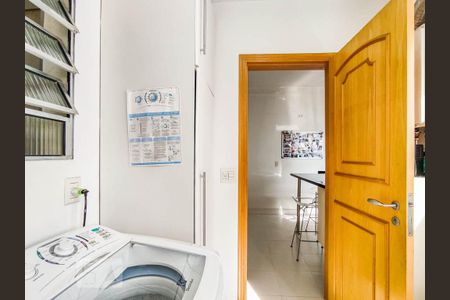 Apartamento à venda com 110m², 3 quartos e 1 vagaÁrea de Serviço