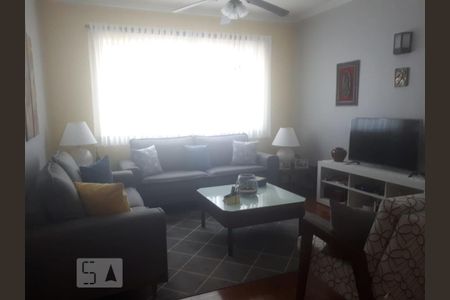 Casa à venda com 100m², 3 quartos e 1 vaga Casa à venda com 100m², 3 quartos e 1 vagaSala
