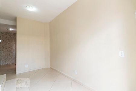 Sala de casa para alugar com 2 quartos, 70m² em Chácara Califórnia, São Paulo
