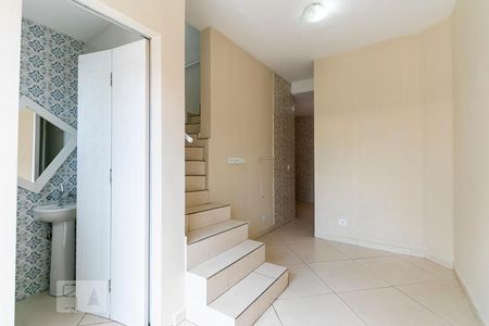 Sala de casa para alugar com 2 quartos, 70m² em Chácara Califórnia, São Paulo