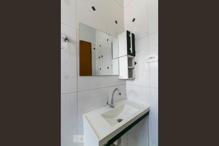 Casa para alugar com 70m², 2 quartos e sem vagaBanheiro da Suíte