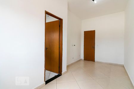 Casa para alugar com 70m², 2 quartos e sem vagaSuíte