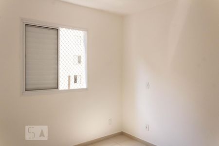 Quarto 2 de apartamento para alugar com 2 quartos, 50m² em Vila Emir, São Paulo