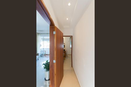 Corredor de apartamento à venda com 2 quartos, 85m² em Grajaú, Rio de Janeiro