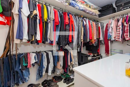 Casa à venda com 136m², 3 quartos e 1 vagaCloset do Quarto 2 