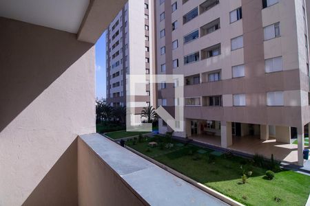Sacada de apartamento à venda com 3 quartos, 67m² em Vila Cunha Bueno, São Paulo