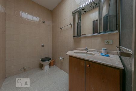 Banheiro da Suíte de casa para alugar com 6 quartos, 200m² em Bairro Alto, Curitiba