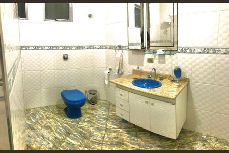 Banheiro de casa à venda com 4 quartos, 150m² em Vila Santo Henrique, São Paulo