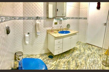 Banheiro de casa à venda com 4 quartos, 150m² em Vila Santo Henrique, São Paulo