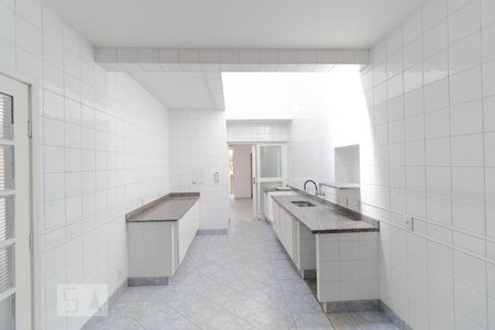 Casa à venda com 196m², 4 quartos e 3 vagasCozinha