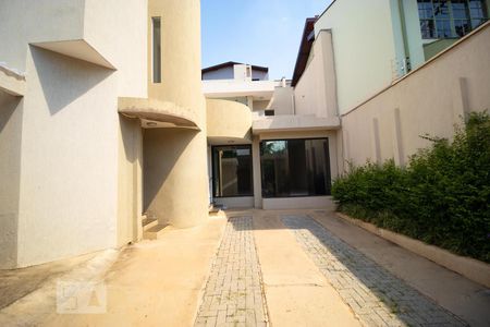 Casa à venda com 196m², 4 quartos e 3 vagasFachada