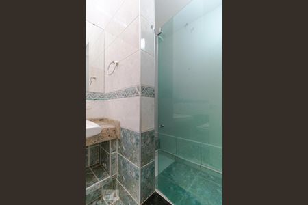 Casa à venda com 196m², 4 quartos e 3 vagasBanheiro da Suíte 01