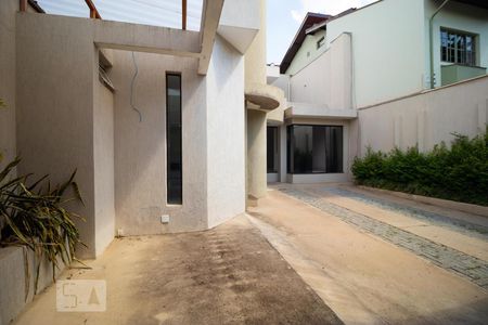 Casa à venda com 196m², 4 quartos e 3 vagasGaragem e Quintal