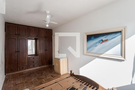 Quarto 1 de apartamento para alugar com 2 quartos, 77m² em Jardim Europa, Porto Alegre