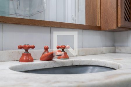 Apartamento para alugar com 77m², 2 quartos e sem vaga Apartamento para alugar com 77m², 2 quartos e sem vagaBanheiro