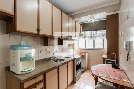 Cozinha e Área de Serviço de apartamento para alugar com 2 quartos, 77m² em Jardim Europa, Porto Alegre