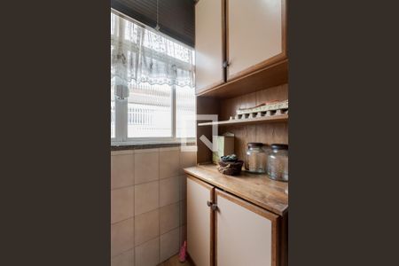 Apartamento para alugar com 77m², 2 quartos e sem vaga Apartamento para alugar com 77m², 2 quartos e sem vagaCozinha e Área de Serviço