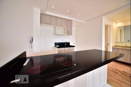 Cozinha de apartamento à venda com 1 quarto, 47m² em Parque Industrial Tomas Edson, São Paulo