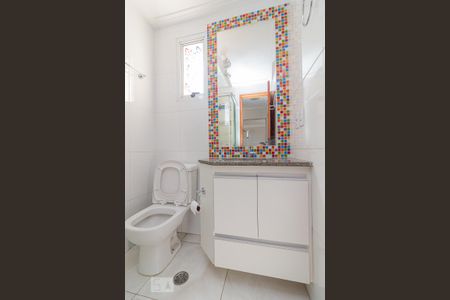 Apartamento à venda com 51m², 2 quartos e 1 vaga Apartamento à venda com 51m², 2 quartos e 1 vagaBanheiro