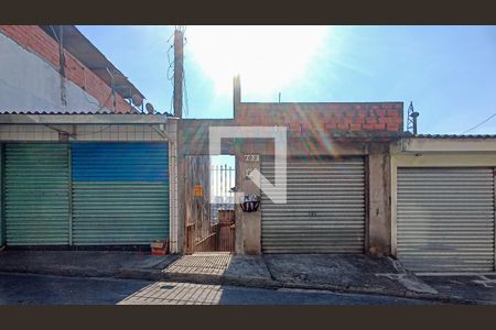 Casa para alugar com 70m², 3 quartos e sem vagaFachada