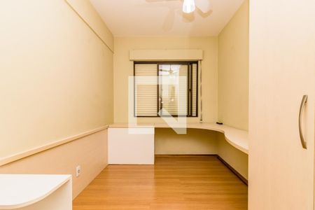 Dormitório de apartamento para alugar com 3 quartos, 90m² em Vila Joao Pessoa, Porto Alegre