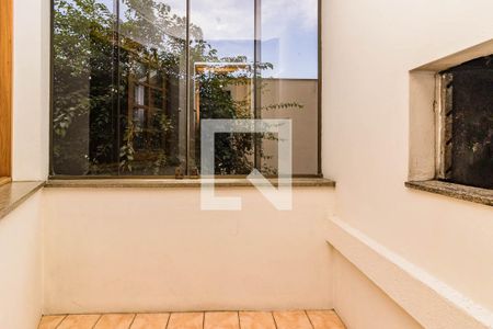 Sacada de apartamento para alugar com 3 quartos, 90m² em Vila Joao Pessoa, Porto Alegre