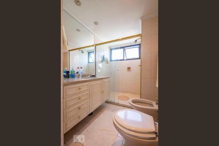 Apartamento à venda com 86m², 3 quartos e 3 vagasSuíte - Banheiro