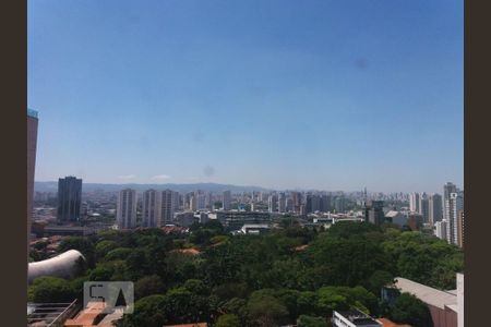 Apartamento à venda com 120m², 3 quartos e 2 vagas Apartamento à venda com 120m², 3 quartos e 2 vagasVista