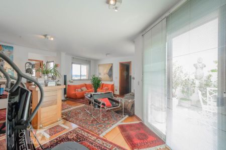 Apartamento à venda com 310m², 4 quartos e 4 vagasSuíte 2