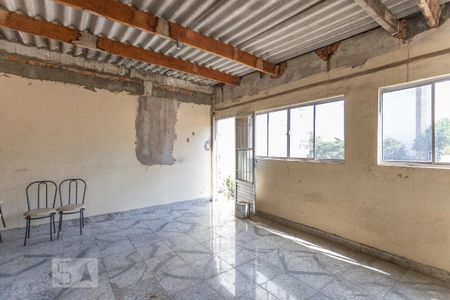 Casa à venda com 550m², 4 quartos e 6 vagasSalao de Festa