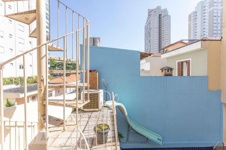 Casa à venda com 550m², 4 quartos e 6 vagasVista Quarto 2