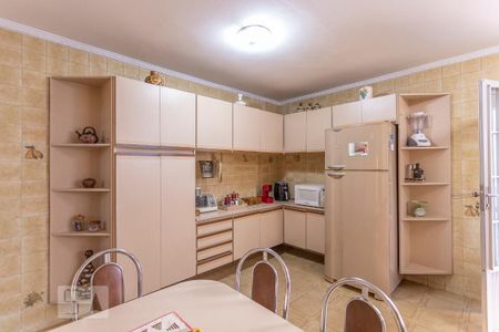 Casa à venda com 550m², 4 quartos e 6 vagasCozinha