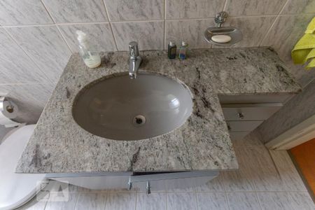 Casa à venda com 550m², 4 quartos e 6 vagasBanheiro Social