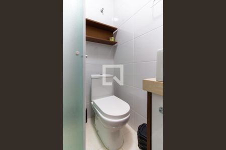 Apartamento para alugar com 55m², 2 quartos e 1 vaga Apartamento para alugar com 55m², 2 quartos e 1 vagaBanheiro