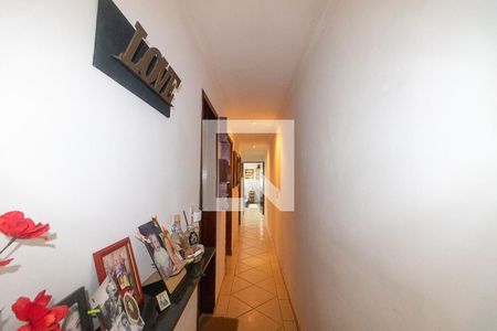 Corredor de apartamento à venda com 3 quartos, 110m² em Vila Pires, Santo André