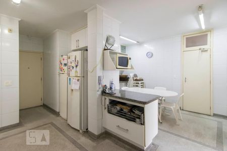 Apartamento à venda com 196m², 3 quartos e 1 vagaCozinha