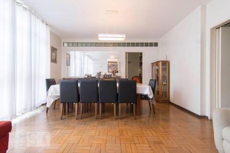 Apartamento à venda com 196m², 3 quartos e 1 vagaSala