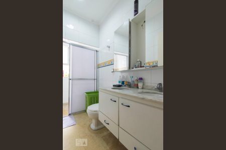 Apartamento à venda com 196m², 3 quartos e 1 vagaBanheiro 2