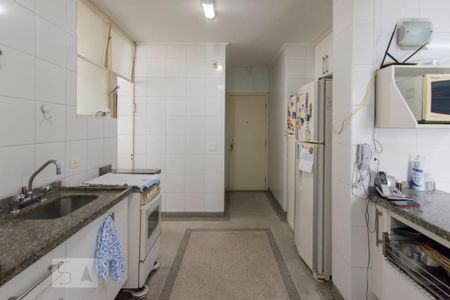 Apartamento à venda com 196m², 3 quartos e 1 vagaCozinha