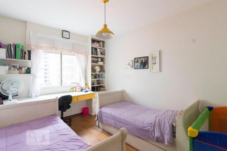 Apartamento à venda com 196m², 3 quartos e 1 vagaQuarto 2