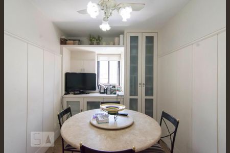 Apartamento à venda com 284m², 3 quartos e 4 vagasCozinha