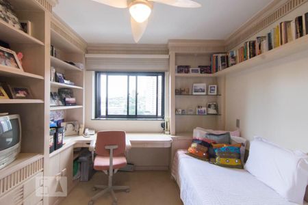 Apartamento à venda com 284m², 3 quartos e 4 vagasSuíte 2