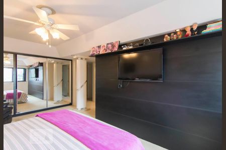 Apartamento à venda com 284m², 3 quartos e 4 vagasSuíte 1