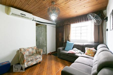 Sala de casa à venda com 3 quartos, 325m² em Vila Taquari, São Paulo